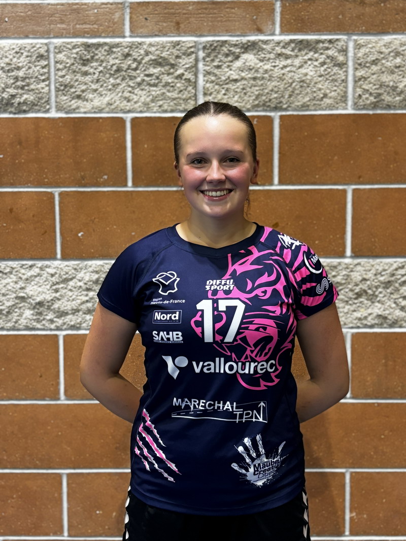 Anaelle Hianne Joueuse de handball en Nationale 2 au Club de Sambre Avesnois Handball